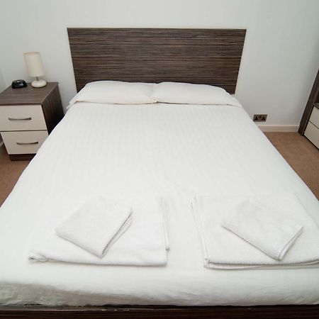 Southampton Serviced Apartments Esterno foto