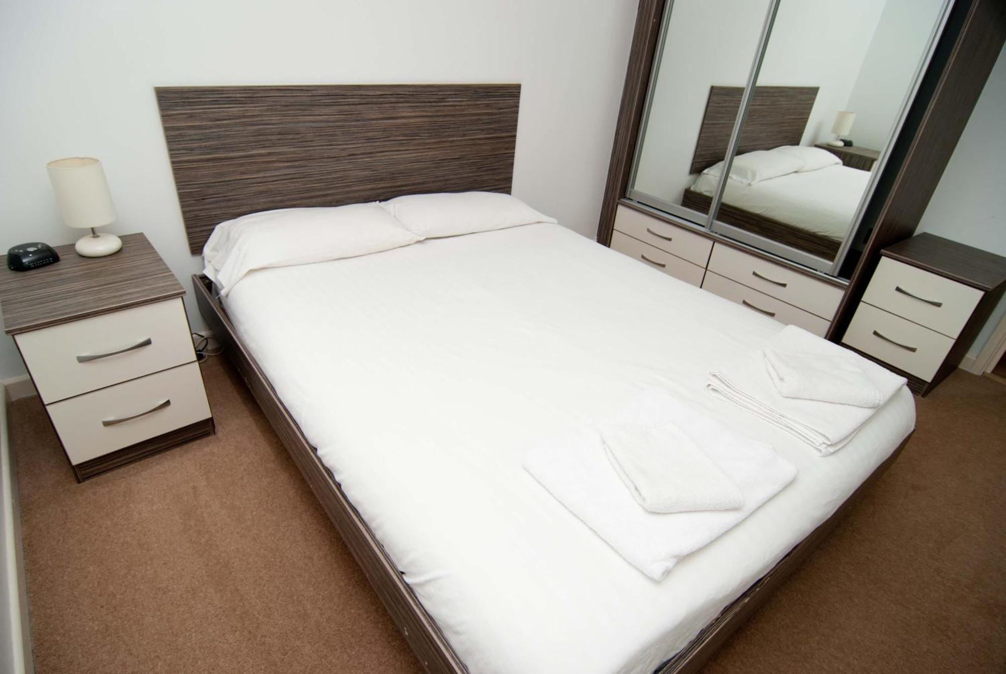 Southampton Serviced Apartments Esterno foto